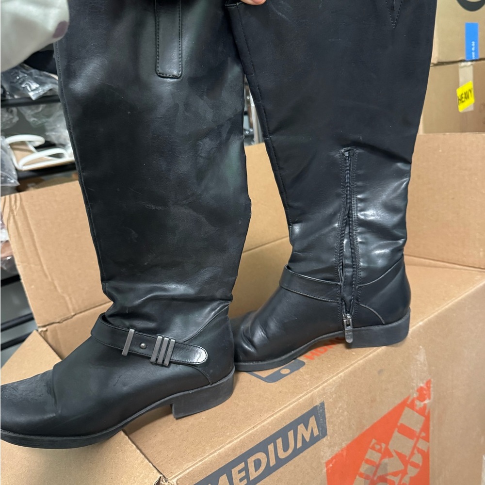 Black Knee-High Leather Boots size 7.5